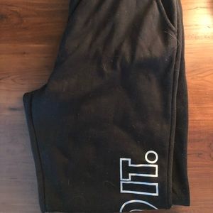 Women’s Nike dri fit sweatpants